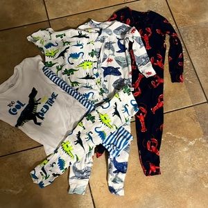 4 sets of 12 month pajamas